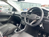 Volkswagen T-Cross Image 6