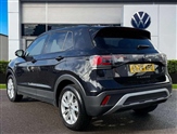 Volkswagen T-Cross Image 3