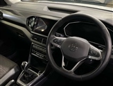 Volkswagen T-Cross Image 6