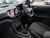 Volkswagen T-Cross Image 2