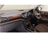 Volkswagen T-Cross Image 2