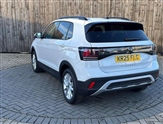 Volkswagen T-Cross Image 3