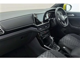 Volkswagen T-Cross Image 2