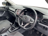 Volkswagen T-Cross Image 6