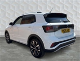 Volkswagen T-Cross Image 3