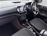 Volkswagen T-Cross Image 2