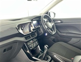 Volkswagen T-Cross Image 2