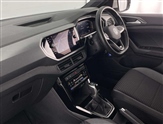 Volkswagen T-Cross Image 2