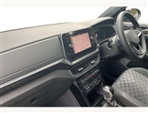 Volkswagen T-Cross Image 2