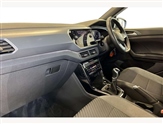 Volkswagen T-Cross Image 2