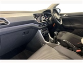 Volkswagen T-Cross Image 2