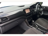 Volkswagen T-Cross Image 2