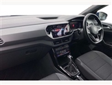 Volkswagen T-Cross Image 2