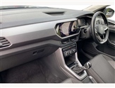 Volkswagen T-Cross Image 2