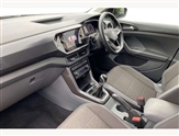Volkswagen T-Cross Image 2