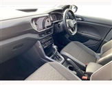 Volkswagen T-Cross Image 2