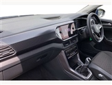 Volkswagen T-Cross Image 2