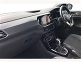 Volkswagen T-Cross Image 2