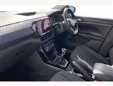 Volkswagen T-Cross Image 2
