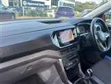 Volkswagen T-Cross Image 2