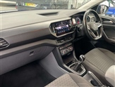 Volkswagen T-Cross Image 2