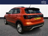 Volkswagen T-Cross Image 2