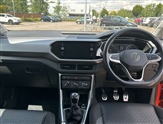 Volkswagen T-Cross Image 3