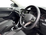 Volkswagen T-Cross Image 6