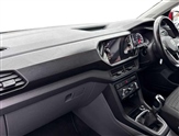Volkswagen T-Cross Image 2
