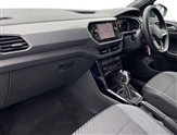 Volkswagen T-Cross Image 2