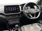 Volkswagen T-Cross Image 2