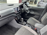 Volkswagen T-Cross Image 2