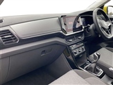 Volkswagen T-Cross Image 2