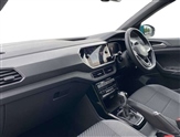 Volkswagen T-Cross Image 2
