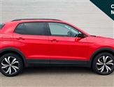 Volkswagen T-Cross Image 2