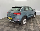 Volkswagen T-Roc Image 3