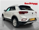 Volkswagen T-Roc Image 3