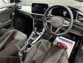 Volkswagen T-Roc Image 6