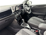 Volkswagen T-Roc Image 2