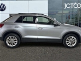 Volkswagen T-Roc Image 4
