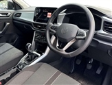 Volkswagen T-Roc Image 6