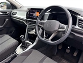 Volkswagen T-Roc Image 6
