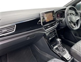 Volkswagen T-Roc Image 2