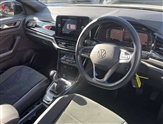 Volkswagen T-Roc Image 6