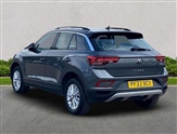 Volkswagen T-Roc Image 2