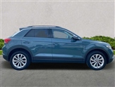 Volkswagen T-Roc Image 3