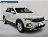 Volkswagen T-Roc Image 1