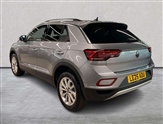 Volkswagen T-Roc Image 2