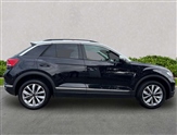 Volkswagen T-Roc Image 3