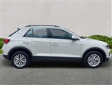 Volkswagen T-Roc Image 3